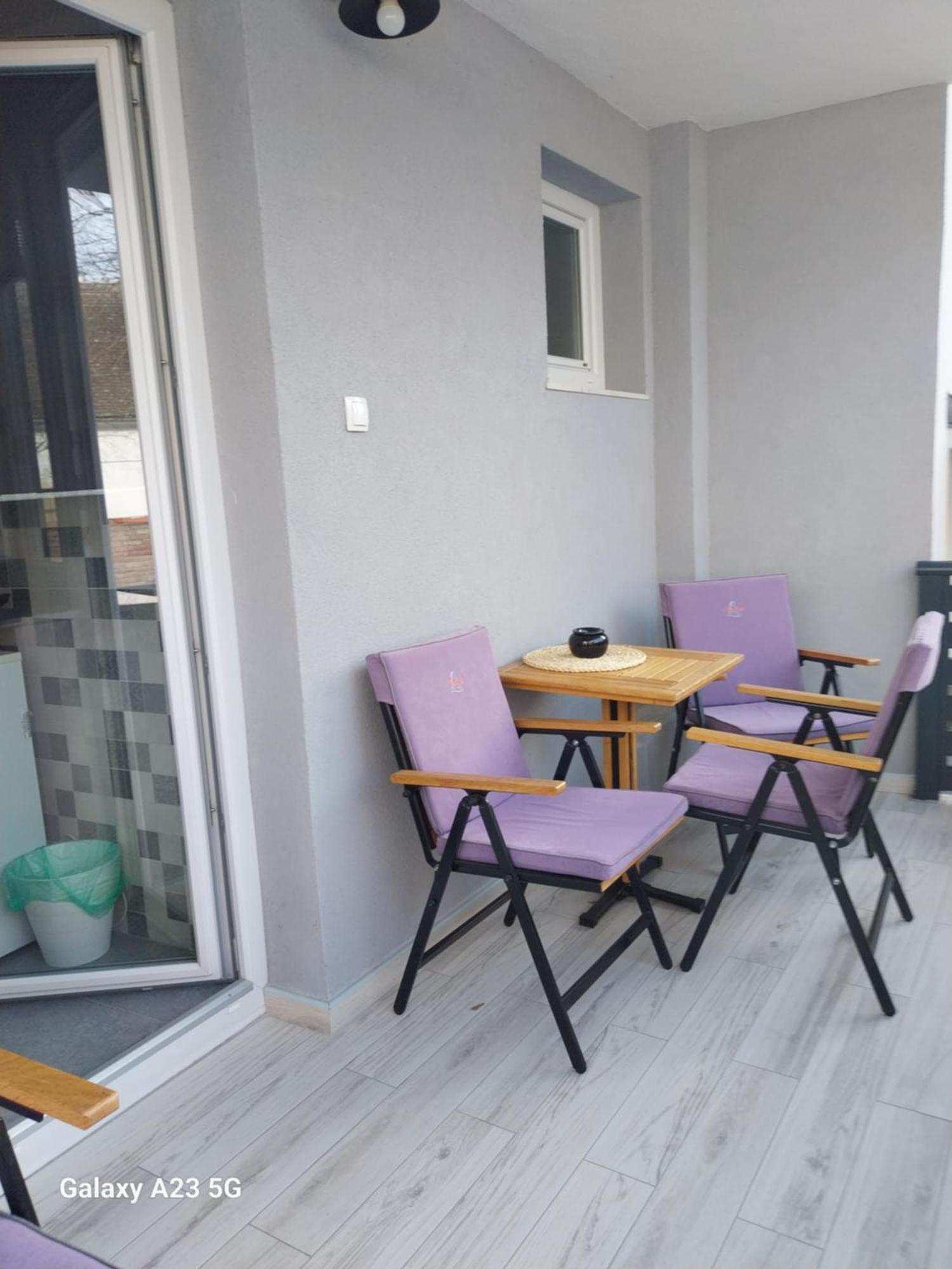 Apartman Bloom Apartment Osijek Exterior photo