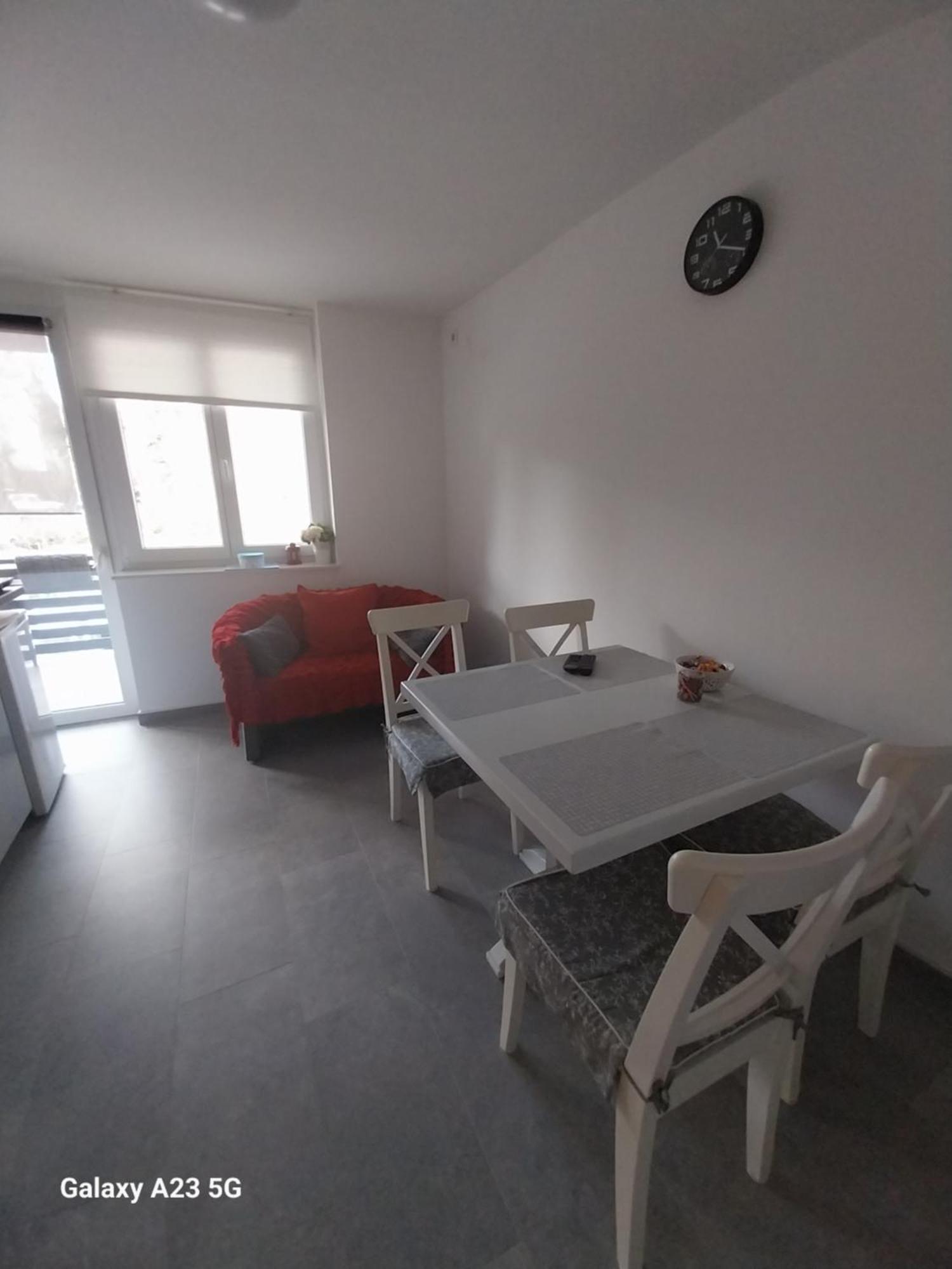 Apartman Bloom Apartment Osijek Exterior photo