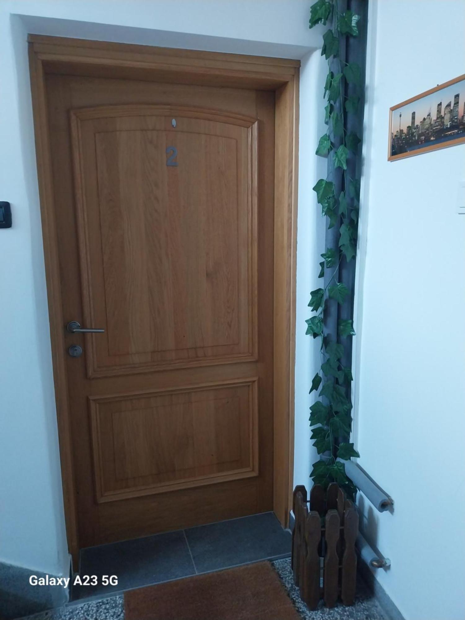 Apartman Bloom Apartment Osijek Exterior photo